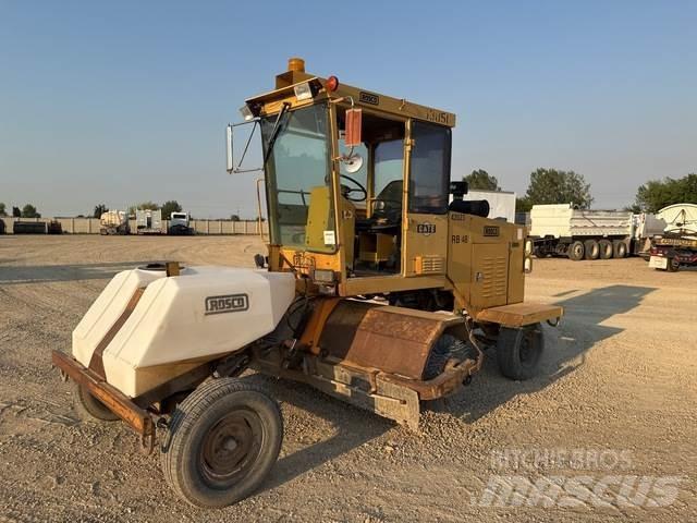 Rosco RB-48 Машини за почистване на закрито
