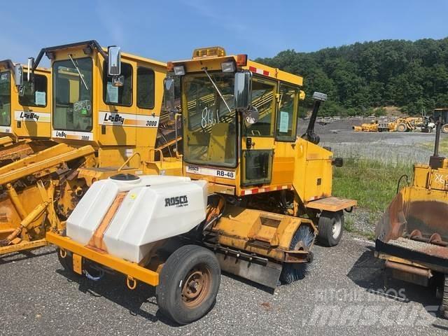 Rosco RB48 Машини за почистване на закрито
