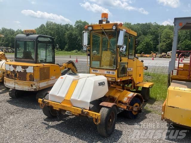 Rosco RB48 Машини за почистване на закрито
