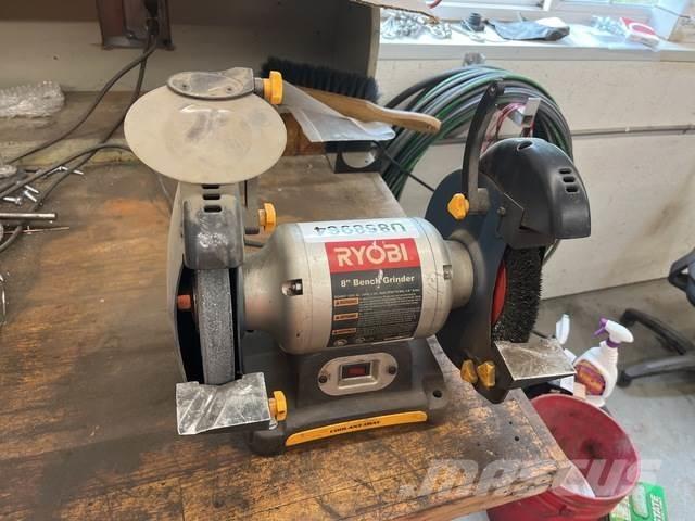  Ryobi BGH827 Мелници / Мелещи машини
