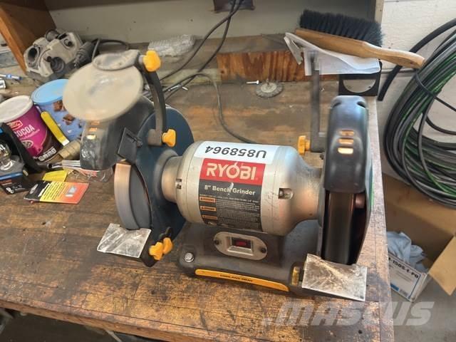  Ryobi BGH827 Мелници / Мелещи машини
