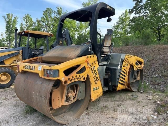 Sakai SW770HF Двойни барабанни ролки
