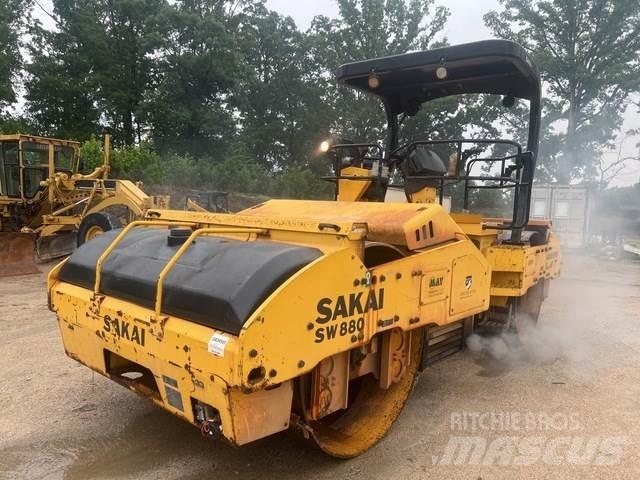 Sakai SW880 Двойни барабанни ролки
