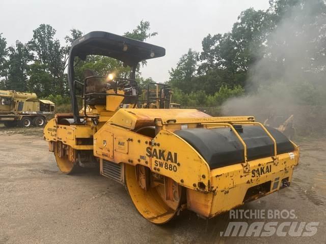 Sakai SW880 Двойни барабанни ролки
