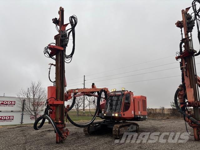 Sandvik DX800 Апаратура за повърхностна редова сеидба