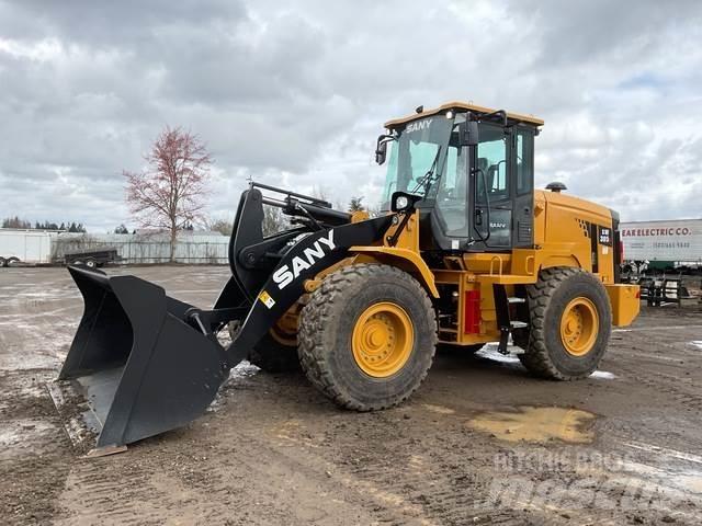 Sany SW305K Колесни товарачи
