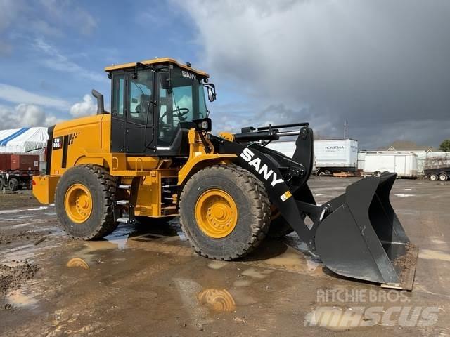 Sany SW305K Колесни товарачи