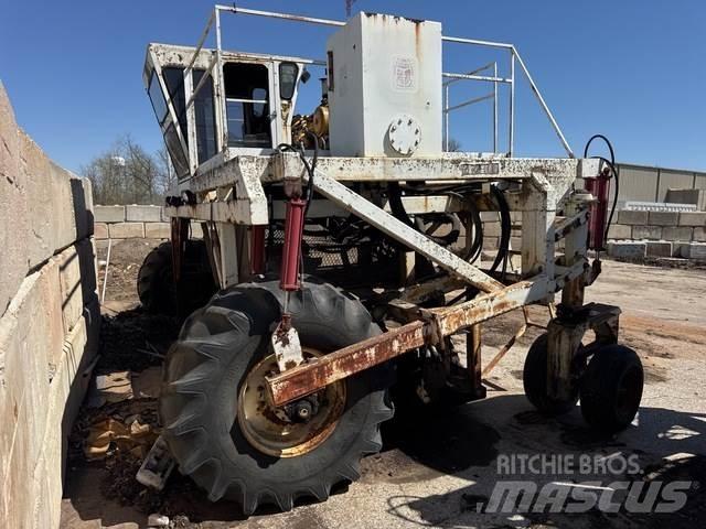 Scarab 14 HYD Обръщачи за компост
