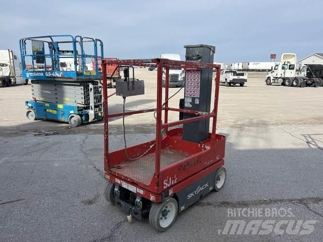 SkyJack SJ12 Вертикални мачтови повдигачи
