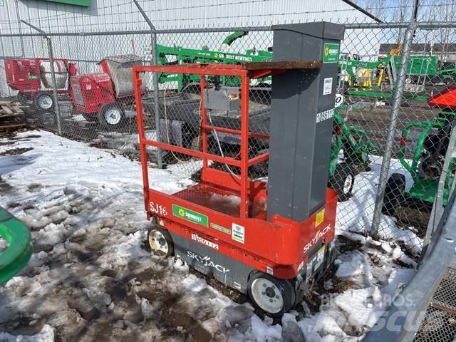SkyJack SJ16 Вертикални мачтови повдигачи
