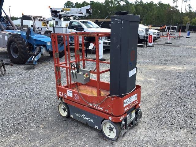 SkyJack SJ16 Вертикални мачтови повдигачи
