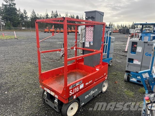 SkyJack SJ16 Вертикални мачтови повдигачи
