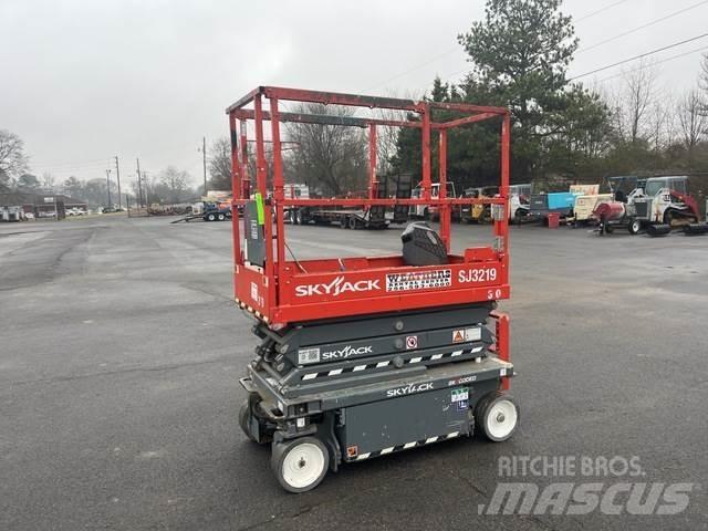 SkyJack SJ3219 Ножични работни платформи