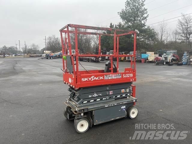 SkyJack SJ3219 Ножични работни платформи