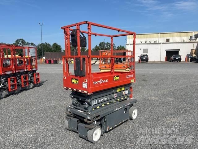 SkyJack SJ3219 Ножични работни платформи