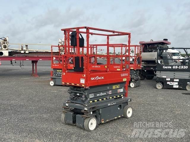 SkyJack SJ3219 Ножични работни платформи