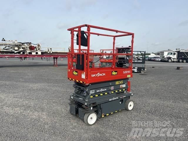 SkyJack SJ3219 Ножични работни платформи