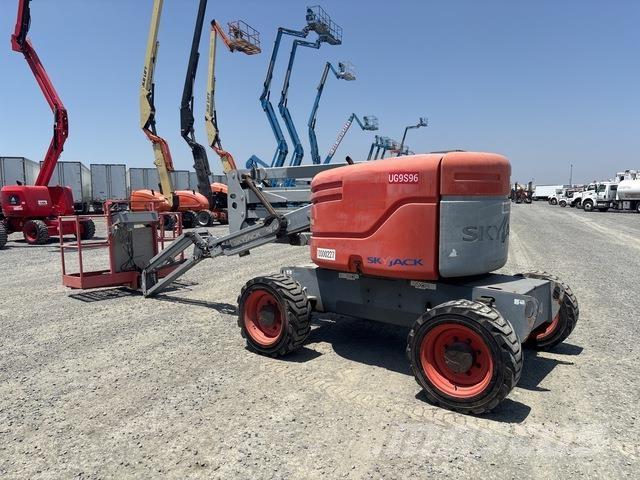 SkyJack SJ46AJ Съчленени стрелови подемници