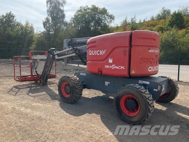 SkyJack SJ46AJ Съчленени стрелови подемници