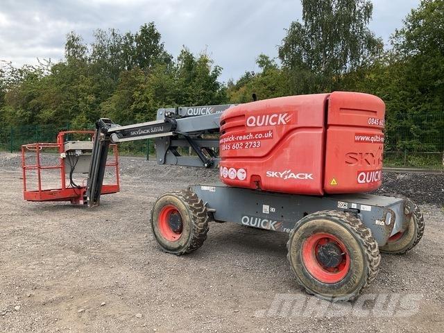SkyJack SJ51AJ Съчленени стрелови подемници