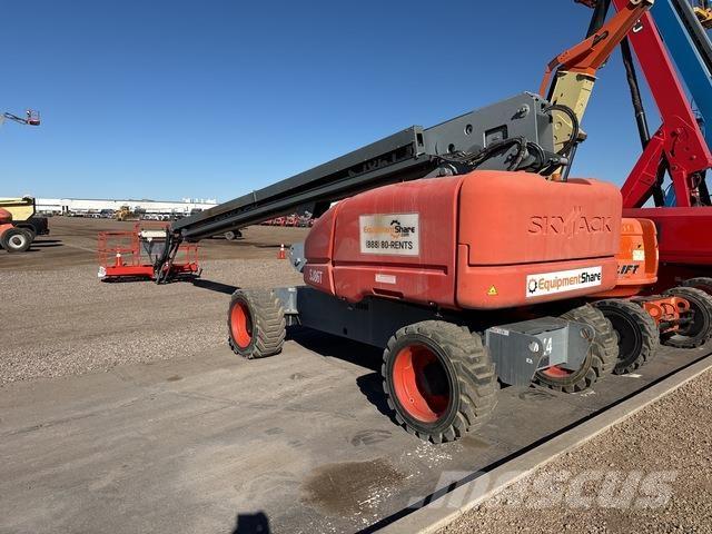 SkyJack SJ86T Телескопични повдигачи
