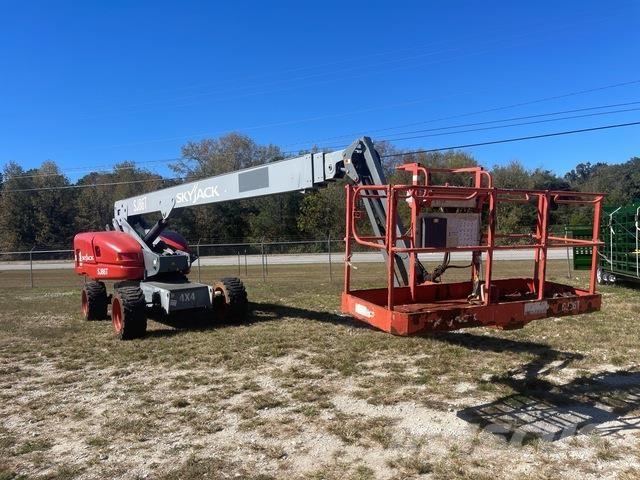 SkyJack SJ86T Телескопични повдигачи
