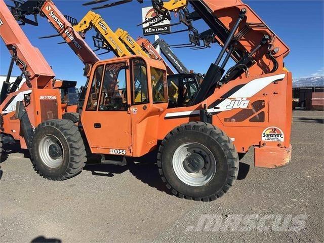 SkyTrak 10054 Телескопични товарачи
