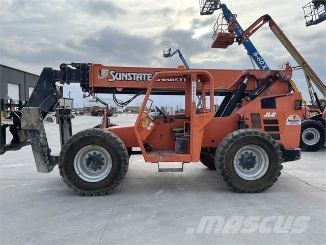 SkyTrak 10054 Телескопични товарачи