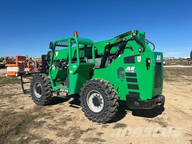 SkyTrak 6036 Телескопични товарачи