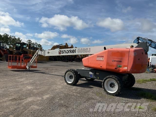 Snorkel 660SJ Телескопични повдигачи
