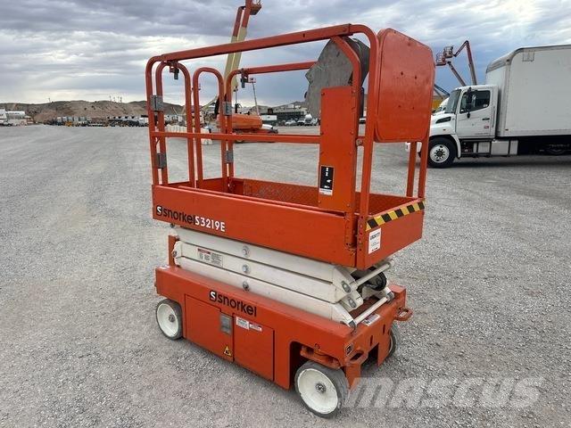 Snorkel S3219E Ножични работни платформи