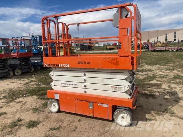 Snorkel S4732E Ножични работни платформи