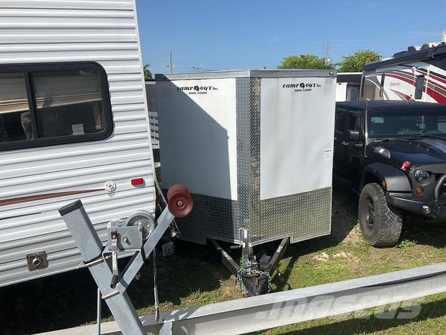  South River Ремаркета фургони