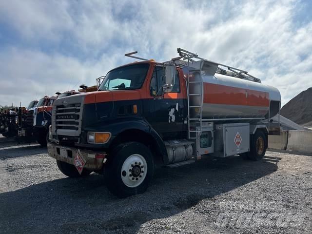 Sterling L7500 Цистерна