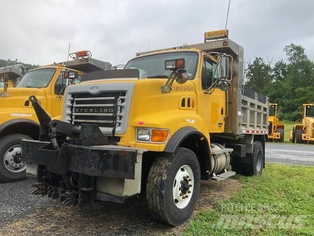 Sterling L8500 Снегочистачки