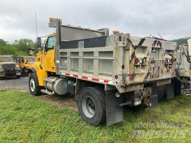 Sterling L8500 Снегочистачки