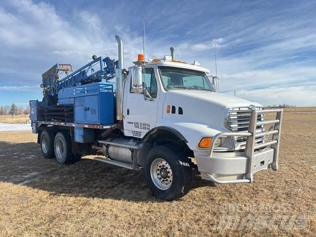 Sterling L9500 Камиони с подвижни сондажни кули