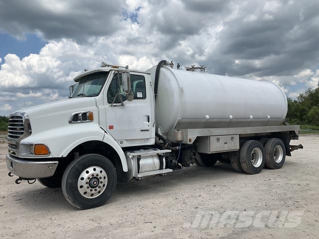 Sterling L9500 Комби / вакуум камиони
