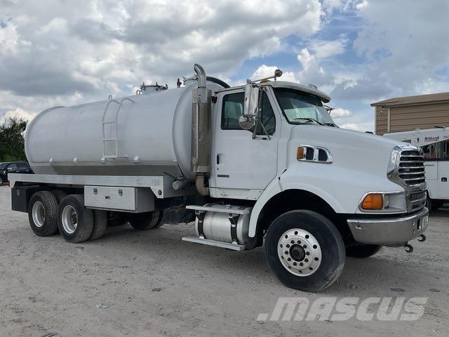 Sterling L9500 Комби / вакуум камиони
