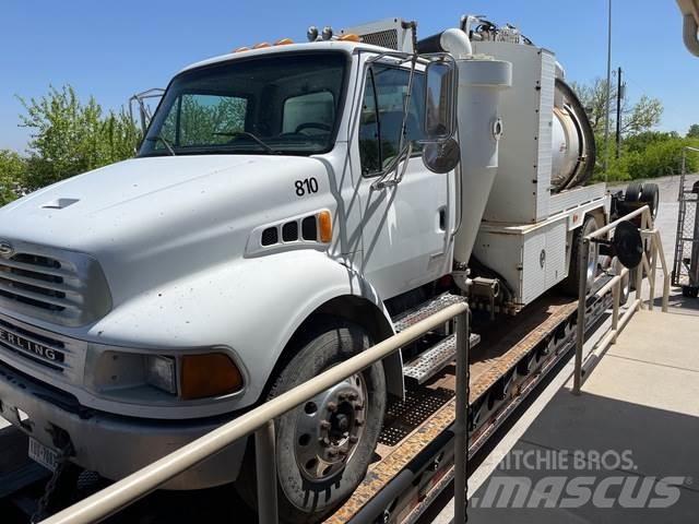 Sterling M7500 Комби / вакуум камиони
