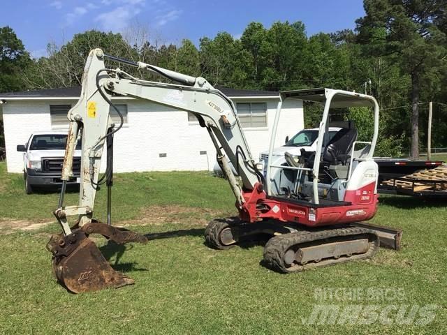 Takeuchi TB240 Верижен екскаватор