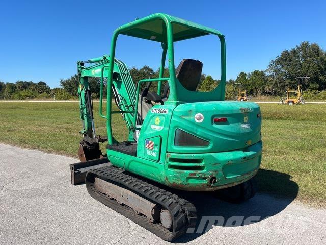 Takeuchi TB240 Верижен екскаватор