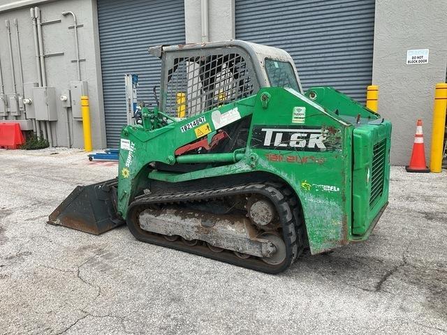 Takeuchi TL6R Мини товарачи
