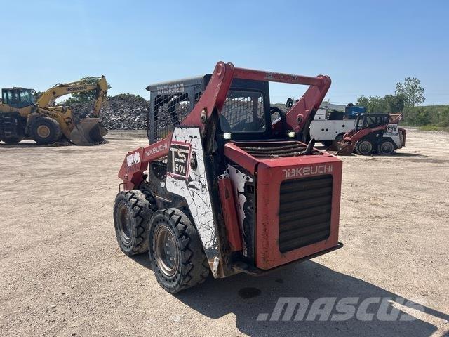 Takeuchi TS50V Мини товарачи
