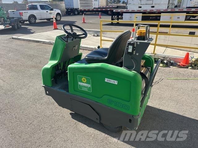 Tennant 6100 Машини за почистване на закрито
