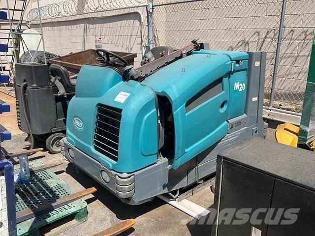 Tennant M20 Скрубер сушилни
