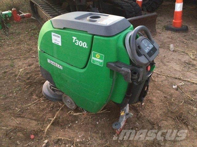 Tennant T300 Скрубер сушилни
