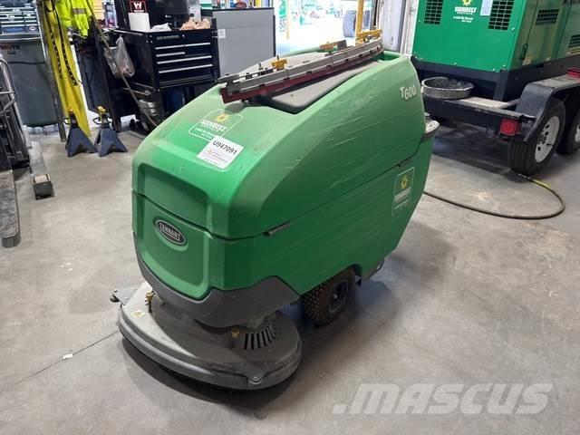 Tennant T600E Скрубер сушилни
