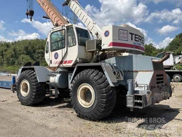 Terex RT335-1 Кранове за тежък терен
