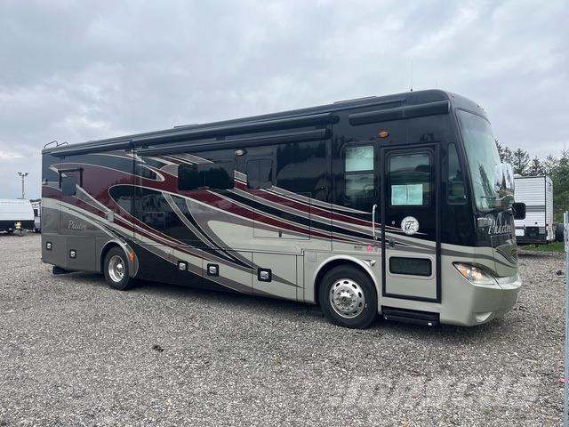 Tiffin Phaeton Домове на колела и каравани